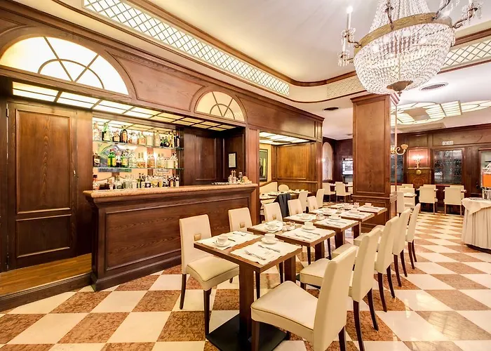 Hotel Romana Residence